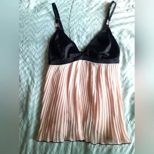 Daisy Fuentes lingerie sz M